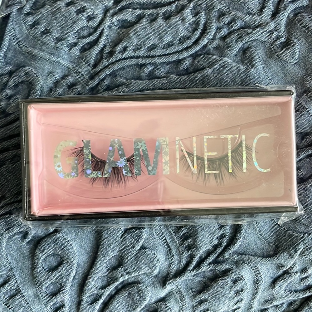 Glamnectic lashes